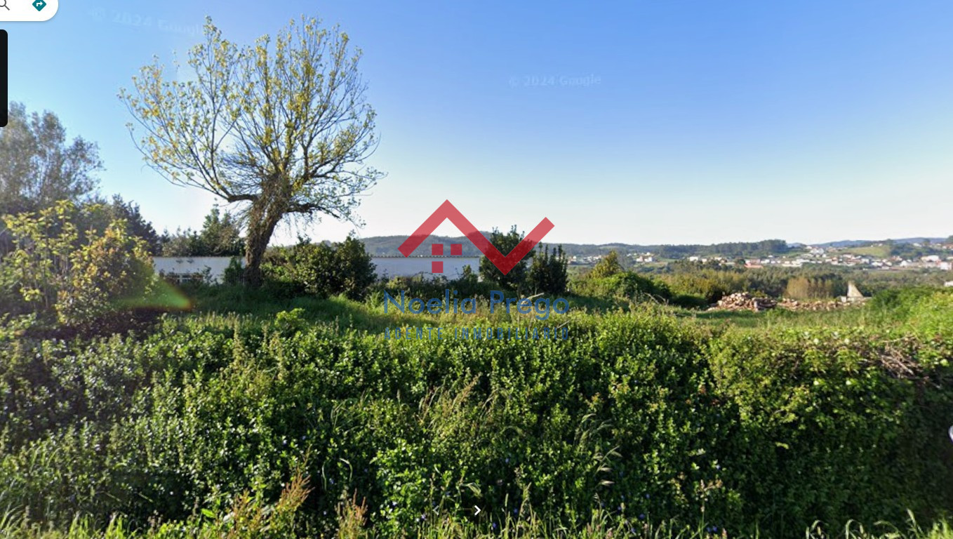 Se Vende Parcela urbana en Cambre de Loutoño.