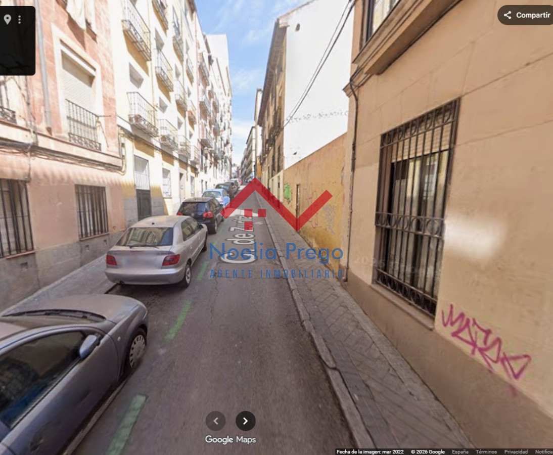 Solar urbano a la venta en una gran zona de Madrid.